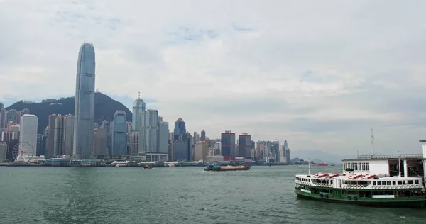 香港维多利亚港 2018年11月4日 香港渡轮码头 — 图库照片