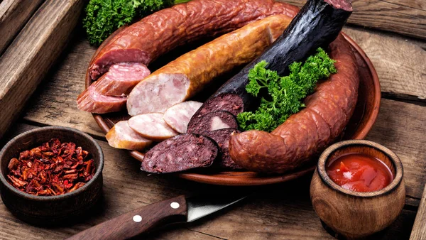 Ensemble Charcuteries Saucisses Fumées Maison — Photo