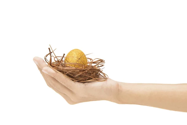 Menselijke Hand Met Het Nest Met Gele Paasei Geïsoleerd Witte — Stockfoto