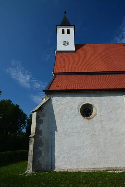 Vista Panoramica Della Vecchia Chiesa — Foto Stock