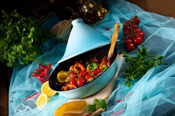 Boeuf Épicé Savoureux Avec Divers Légumes Cuits Tagine — Photo