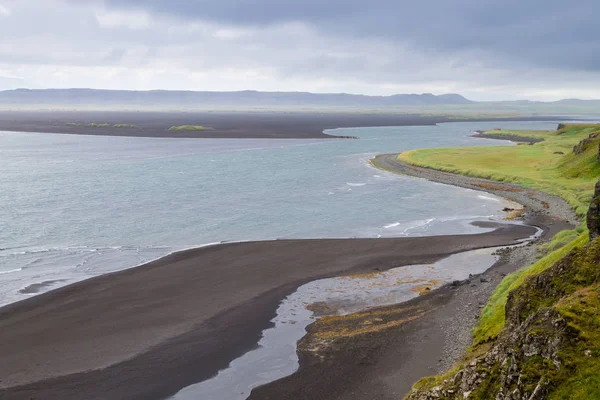 Hvitserkur Mar Pilha Islândia Praia Areia Negra Marco Islândia Norte — Fotografia de Stock