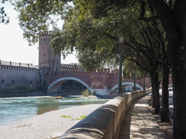 Vista Del Río Adigio Verona Italia —  Fotos de Stock