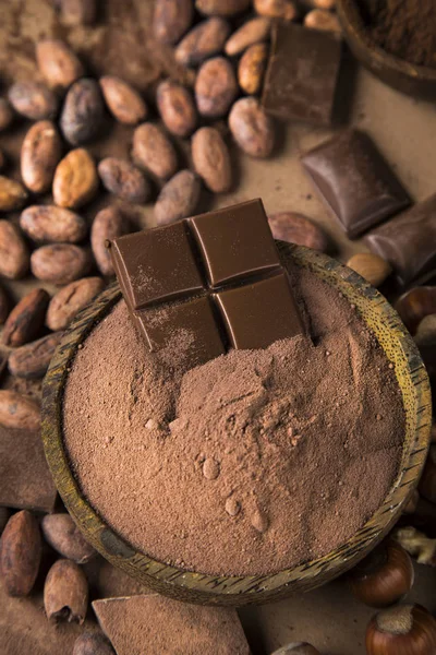 Kakaoschote Und Schokoriegel Und Desserthintergrund — Stockfoto