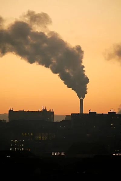 Smoking Power Plant Chimney Town — Stock Photo, Image