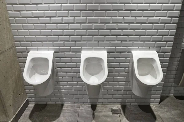 Många Urinaler Toalett — Stockfoto