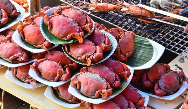 Grigliare Gamberi Granchi Nel Ristorante Strada Thailandia — Foto Stock