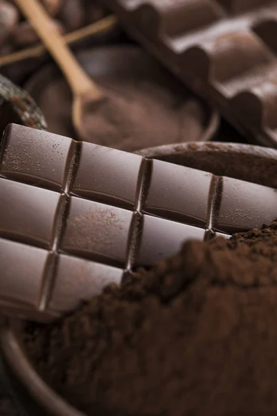 Melk Pure Chocolade Een Natuurlijke Papieren Ondergrond — Stockfoto