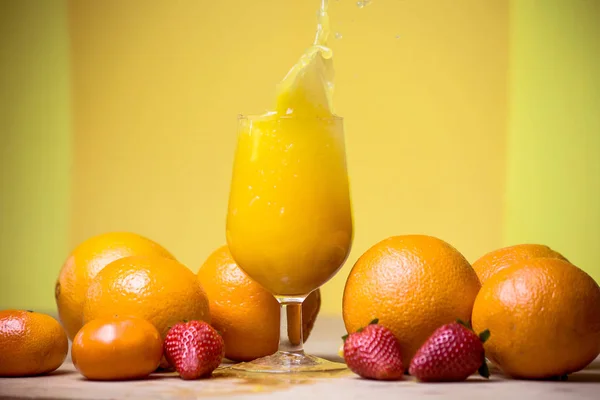 Glass Fresh Orange Juice Fresh Fruits Wooden Table Healthy Concept — Stock Photo, Image