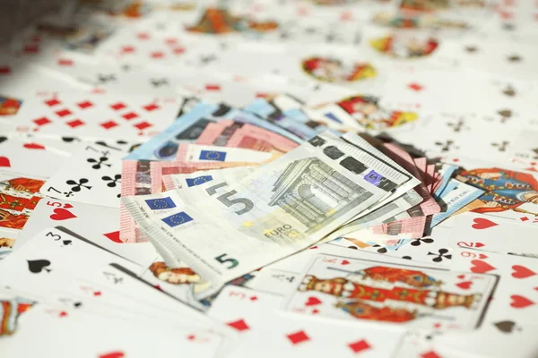 Vier Asse Diverse Bunte Spielkarten Euro Banknoten Hintergrundbild Abstrakt — Stock Photo, Image
