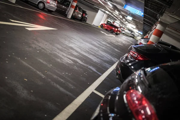 Estacionamento Subterrâneo Garagem Dof Rasa — Fotografia de Stock