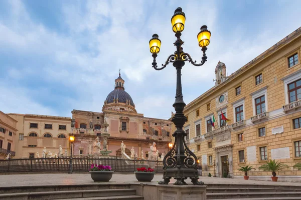 Fuente Pretoriana Con Iglesia Santa Caterina Fondo Piazza Pretoria También — Foto de Stock