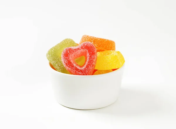 砂糖をコーティングした果物風味のゼラチンキャンディー — ストック写真