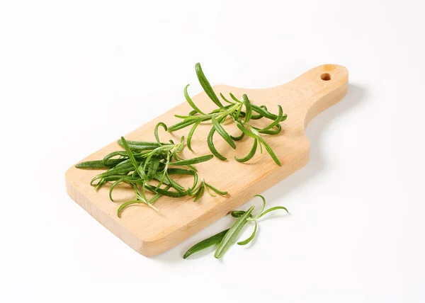 Fresh Rosemary Leaves Cutting Board — Stock Photo, Image