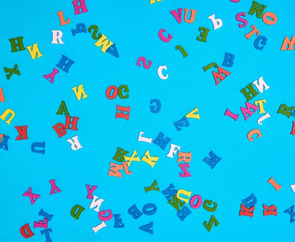 Lettere Multicolori Alfabeto Inglese Sfondo Blu Cornice Completa — Foto Stock