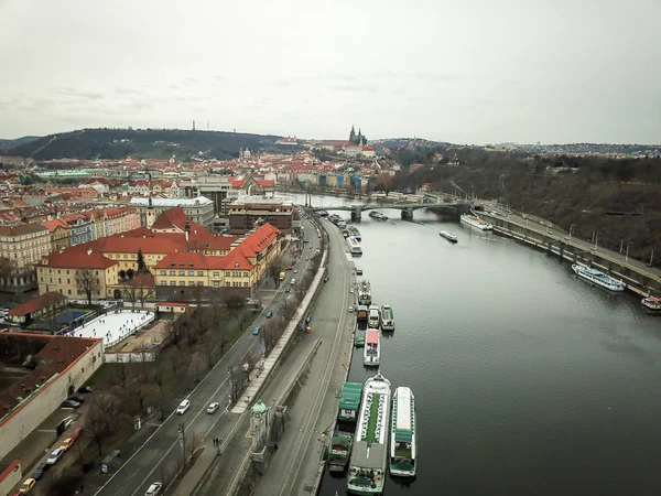 Båtar Floden Moldau Prag — Stockfoto