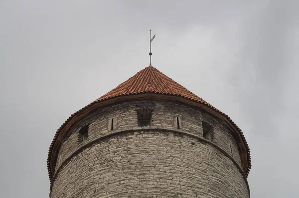 Antigua Torre Tallin Estonia — Foto de Stock