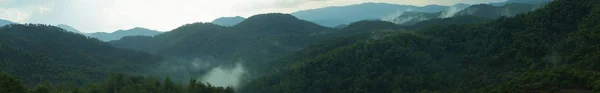 Panorama Montaña Paisaje Con Vista Espectacular Del Cielo —  Fotos de Stock