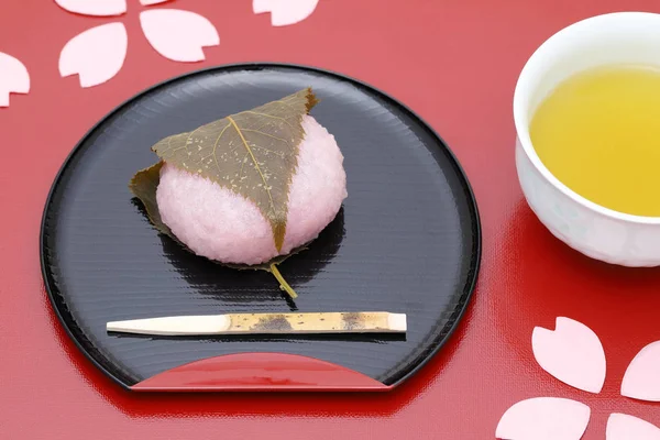 Manisan Jepang Cherry Blossom Kue Beras Sakura Mochi — Stok Foto