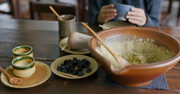 Процесс Приготовления Традиционного Китайского Молотого Чая Ока Лай — стоковое фото