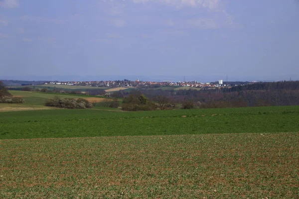 Blick Über Wiesen Und Felder Auf Die Gemeinde Heimerdingen — Stockfoto