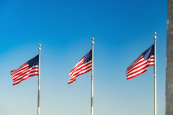Flags United States Waving Blue Sky Washington — Stock Photo, Image