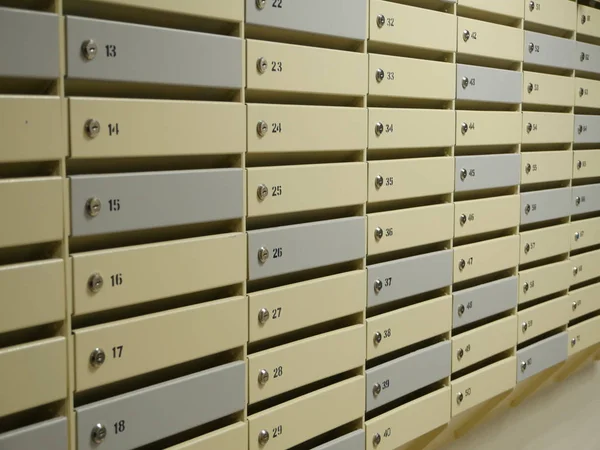 Γραμματοκιβώτιο Αριθμούς Στο Διαμέρισμα — Φωτογραφία Αρχείου