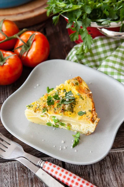 Delicious Baked Fritatta Peas Potatoes Fresh Parsley — Stock Photo, Image