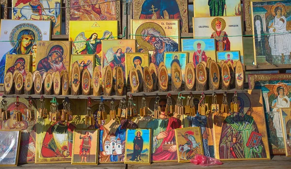 Různé Ortodoxní Křesťanské Ikony Trhu Prodeji — Stock fotografie