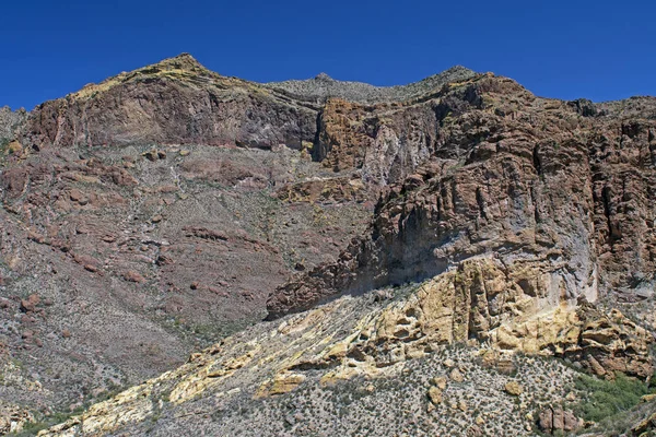 Drohende Felsen Der Wüste Orgelpfeifenkakteen Nationaldenkmäler Arizona — Stockfoto