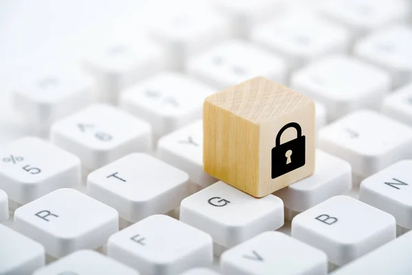 Wooden Block Lock Graphic Computer Keyboard Computer Security Concept — Stock Photo, Image