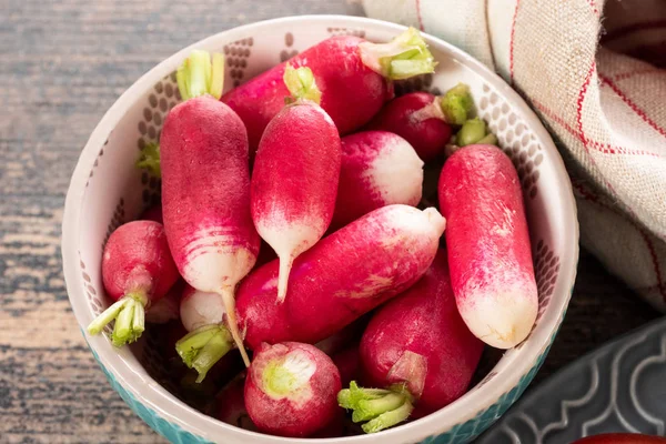 Close Bowl Fresh Organic Radishes — Stock Photo, Image