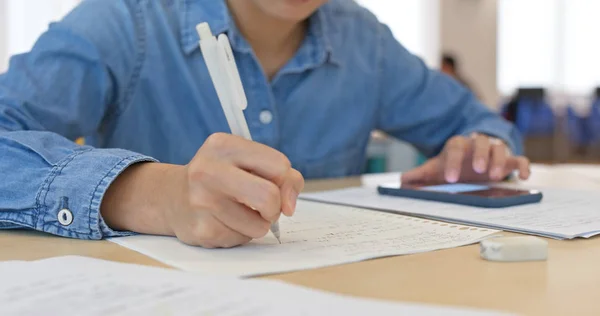 Woman Study Library — Stock Photo, Image