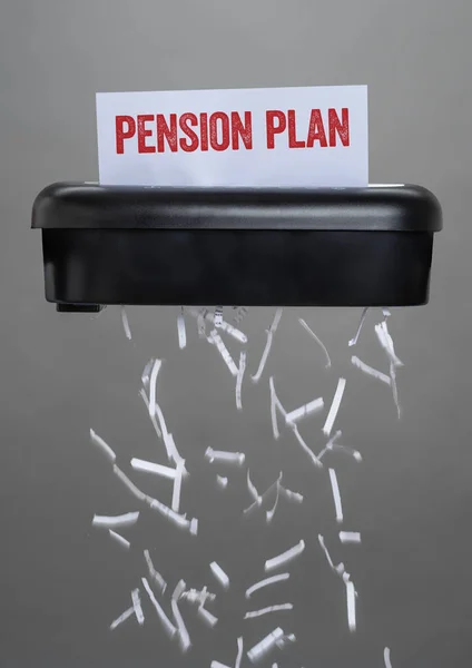 Shredder Destroying Document Pension Plan — Stock Photo, Image