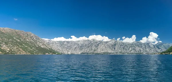 黑山科托尔湾Perast市的景观 — 图库照片