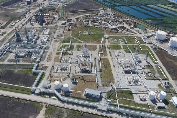 Olie Raffinaderij Plant Voor Primaire Diep Olie Raffinage Apparatuur Tanks — Stockfoto