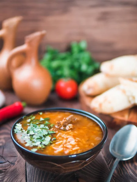 Sopa Cozinha Tradicional Georgiana Kharcho Com Carne Arroz Cilantro Spicy — Fotografia de Stock