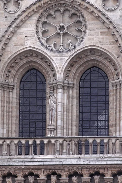 Två Stora Archn Windows Notre Dame Cathedral Paris Frankrike — Stockfoto