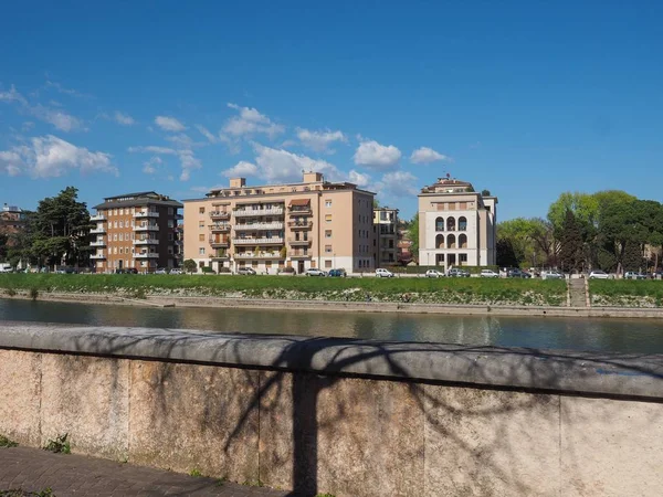 Vista Del Río Adigio Verona Italia —  Fotos de Stock