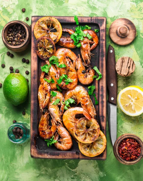 Crevettes Tigrées Grillées Avec Épice Citron Délicieux Fruits Mer — Photo