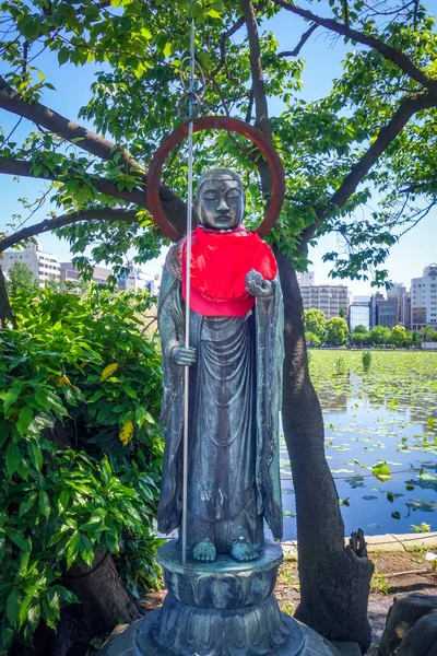 Estátua Jizo Lago Shinobazu Ueno Tóquio Japão — Fotografia de Stock