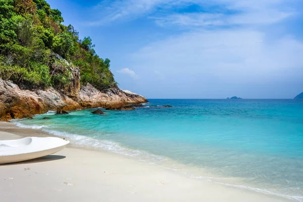 Kayak Sur Plage Romantique Des Îles Perhentiennes Terengganu Malaisie — Photo