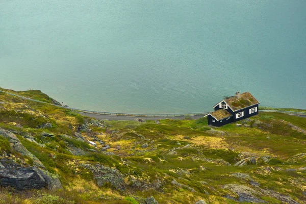 House Grass Roofs Slopes Mountains Djupvatnet Lake Norway Norwegian Houses — Stock Photo, Image