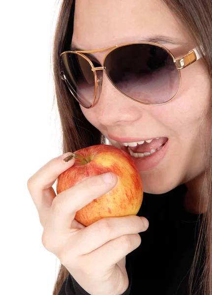 Una Guapa Jovencita Adolescente Extremo Cara Comiendo Apple Con Sus — Foto de Stock