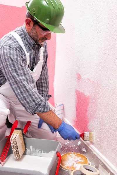 Pintor Casa Caucásico Trabajador Mono Trabajo Blanco Mezcla Pintura  Recipiente: fotografía de stock © PantherMediaSeller #336475920