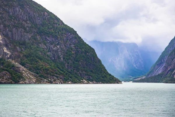 Fjord Noorwegen Natuur Reizen Achtergrond Prachtig Uitzicht Kust Van Fjord — Stockfoto