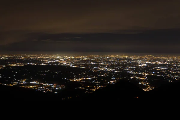 Luchtfoto Van Een Vlakte Verlicht Door Elektrisch Licht Berg Grappa — Stockfoto