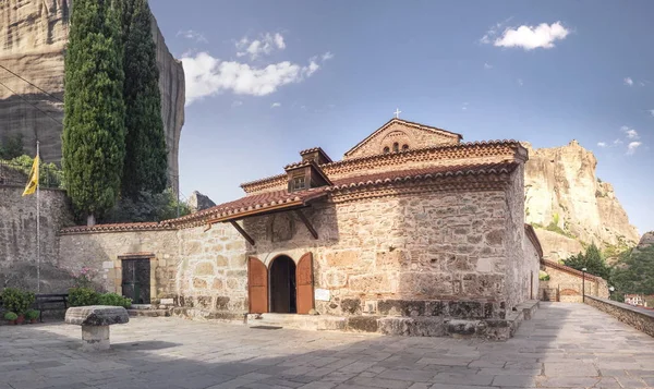 Panoramisch Uitzicht Veronderstelling Van Maagd Maria Byzantijnse Kerk Meteora Kalambaka — Stockfoto