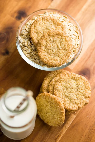 Crispy Oatmeal Cookies Wooden Table — Stock Photo, Image