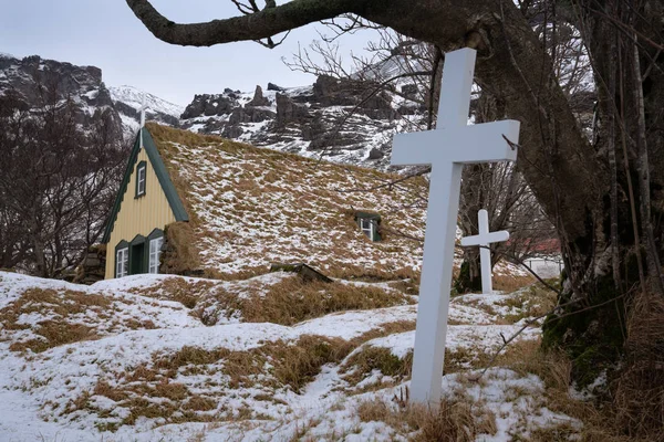 Antigua Iglesia Del Pueblo Hof Durante Invierno Islandia —  Fotos de Stock